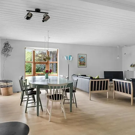 Jorith - 550m From The Sea By Interhome Feriehus